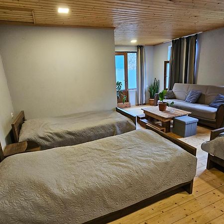 Guest House Goshtela Μέστια Εξωτερικό φωτογραφία