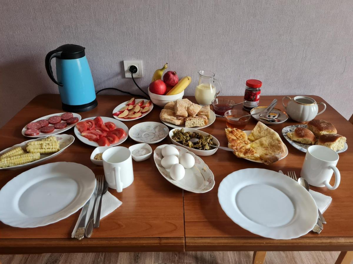 Guest House Goshtela Μέστια Εξωτερικό φωτογραφία