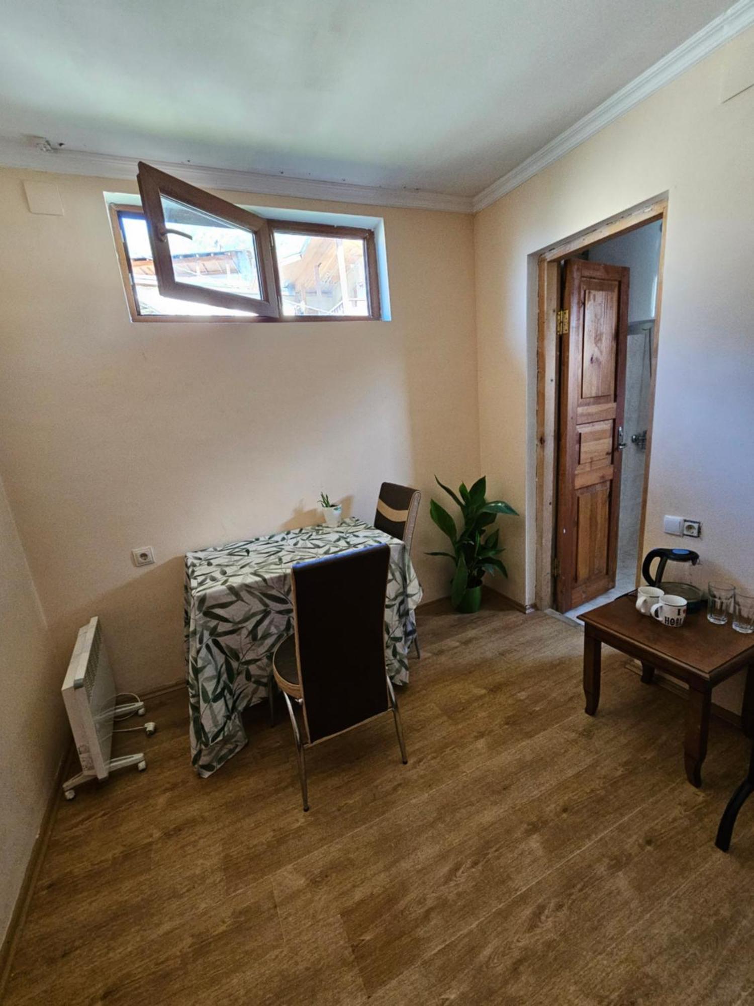 Guest House Goshtela Μέστια Εξωτερικό φωτογραφία